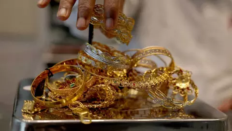 بررسی اصلی‌ترین دلایل عبور طلا از مرز 26 میلیون تومان