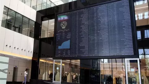 سبقتِ «سهام» از «طلا» در روز شلوغ بورس / رکورد تازه در جریان نقدینگی