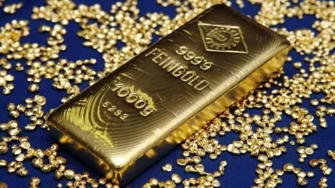 صعود قیمت جهانی طلا / آتش‌بس انرژی میان روسیه و اوکراین، بازار را به سمت فلز زرد سوق داد