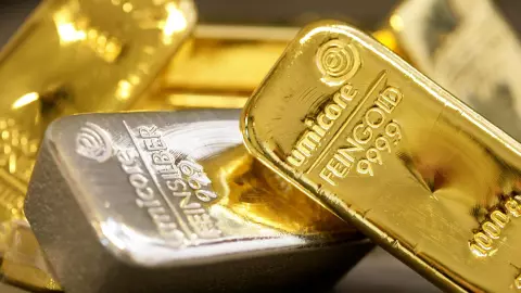 پیش‌بینی اونس طلای 6 هزار دلاری و نقره 90 دلاری